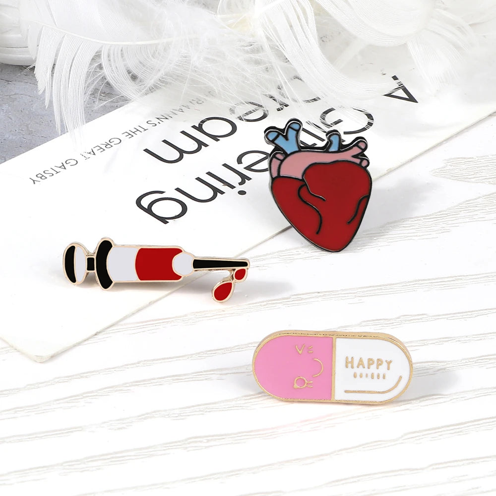 30 Styles Medical Enamel Brooch Syring Heart Stethoscope Pins for Nurse Doctor