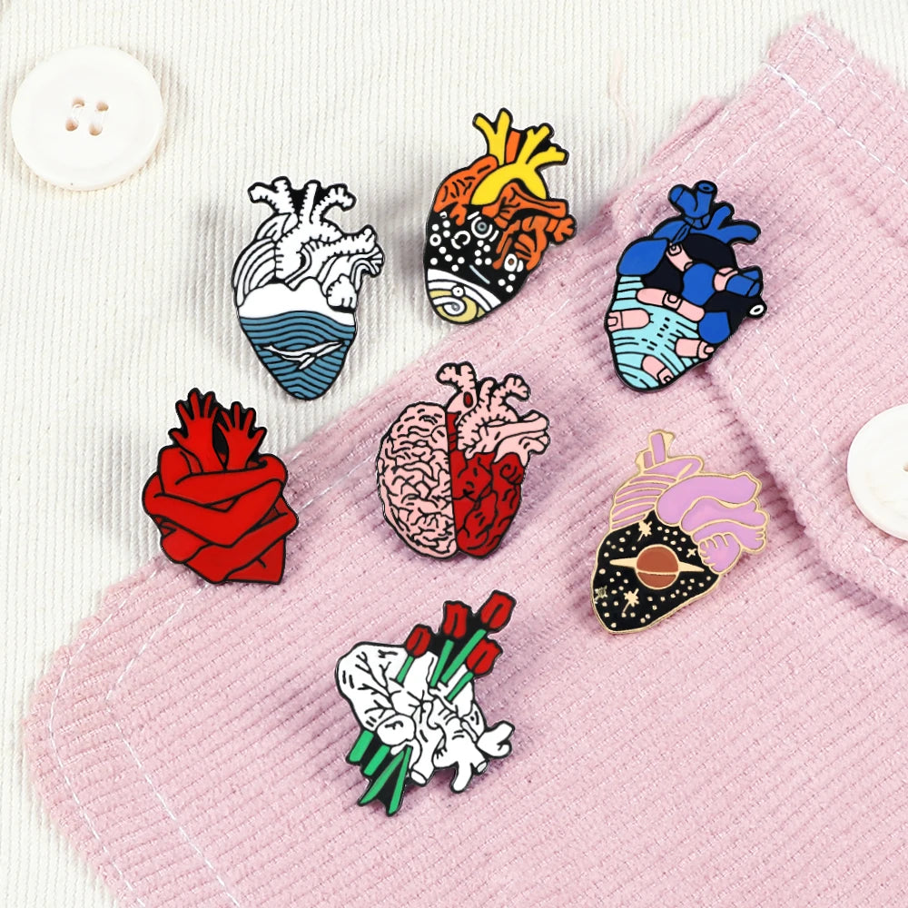 30 Styles Medical Enamel Brooch Syring Heart Stethoscope Pins for Nurse Doctor
