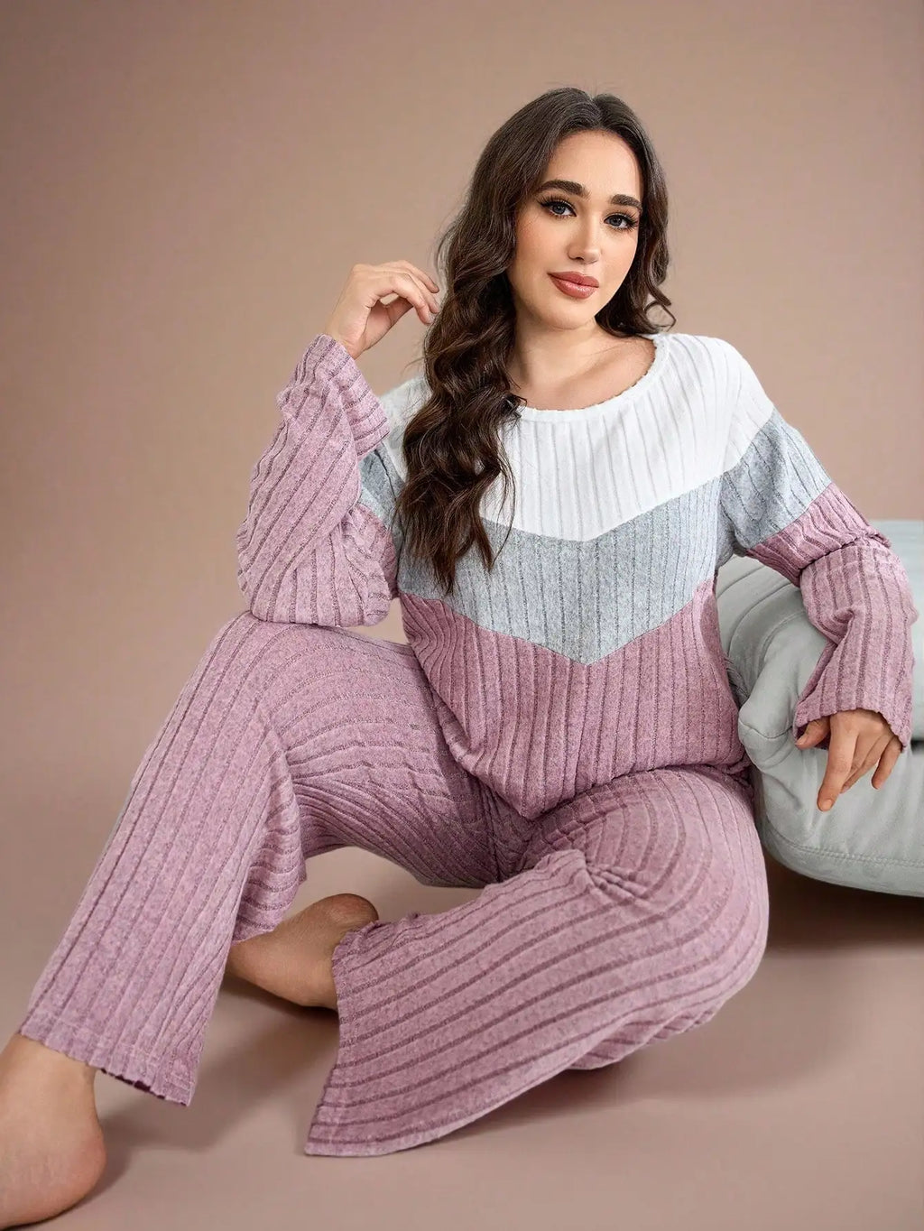 Plus Size Women's Ribbed Knit Patchwork Lounge Set - Soft Fuzzy Fabric, Loose Fit for Fall Winter