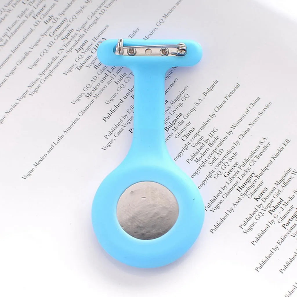 Silicone Nurse Watch Pocket Watches Mini Cute Medical Watch Lockable Pins Nurse Clip Watch Women Men Hanging Quartz Watches