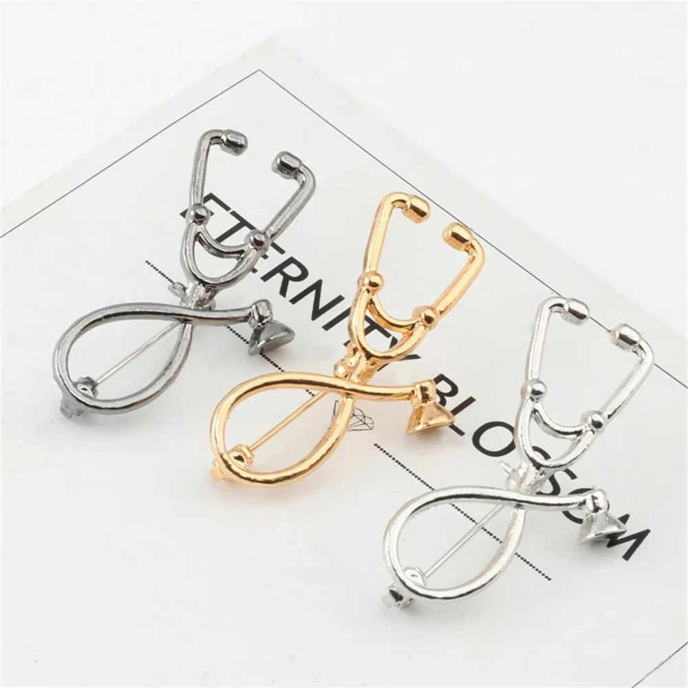 30 Styles Medical Enamel Brooch Syring Heart Stethoscope Pins for Nurse Doctor