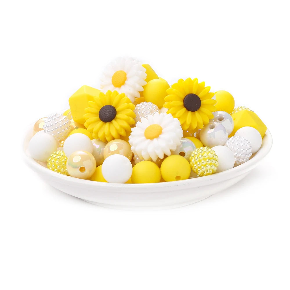 70Pcs Daisy Silicone Bead Set Multi-Shape for Pens Lanyard Keychain Bracelet Making
