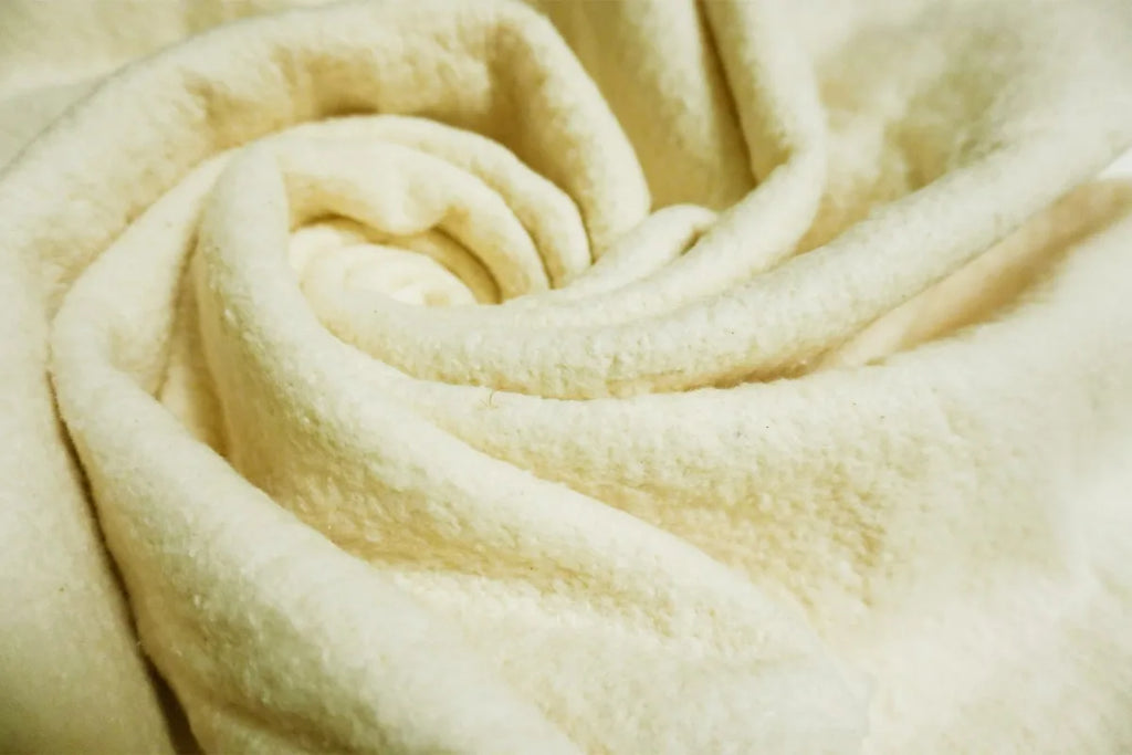 Pellon Natural Cotton Batting, off-White 96" x 9 Yards by the Bolt