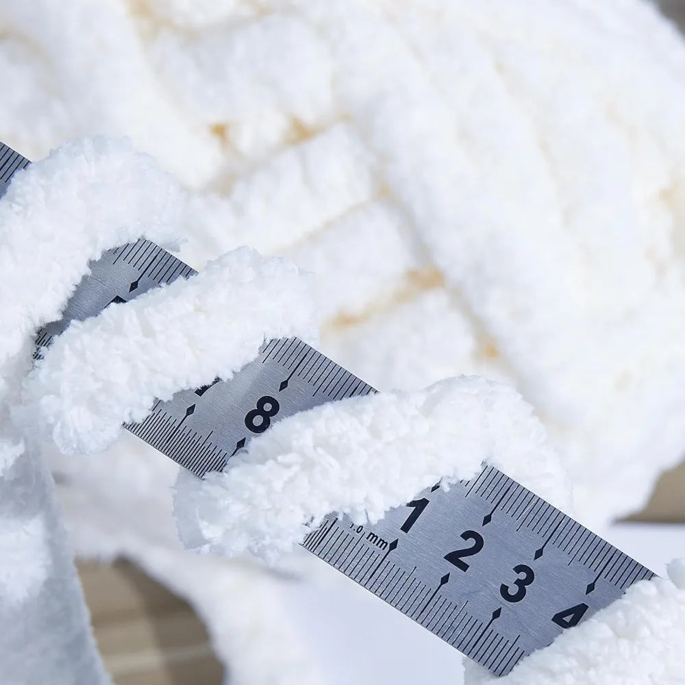 Super Bulky White Chenille Yarn for Crocheting and Knitting, Thick Fluffy Yarn for Handmade Knitted Blankets, Soft and Cozy