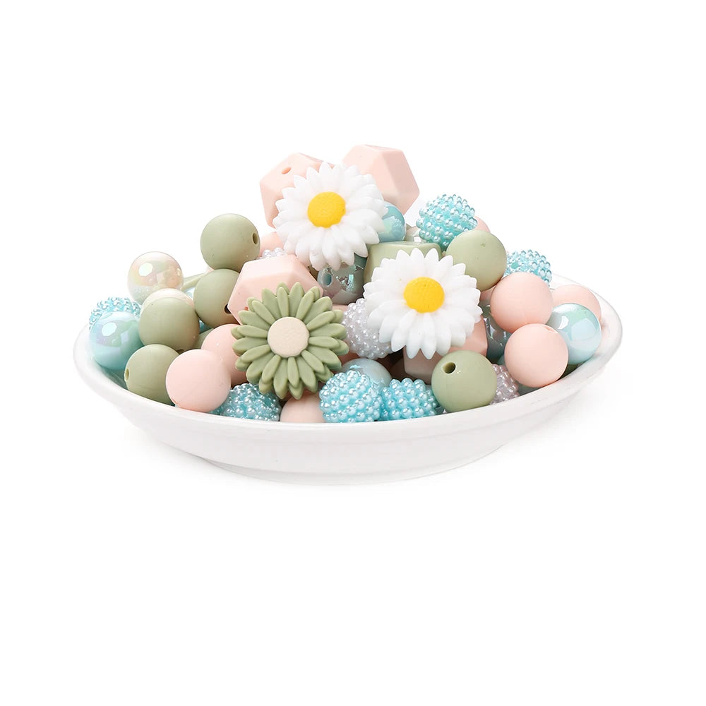70Pcs Daisy Silicone Bead Set Multi-Shape for Pens Lanyard Keychain Bracelet Making
