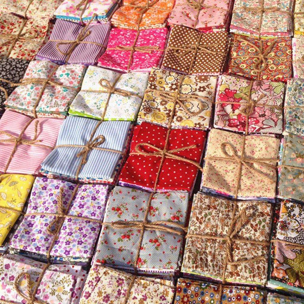 Craft Lovers' Choice Set of 100 PreCut Floral Patterned Cotton Fabrics