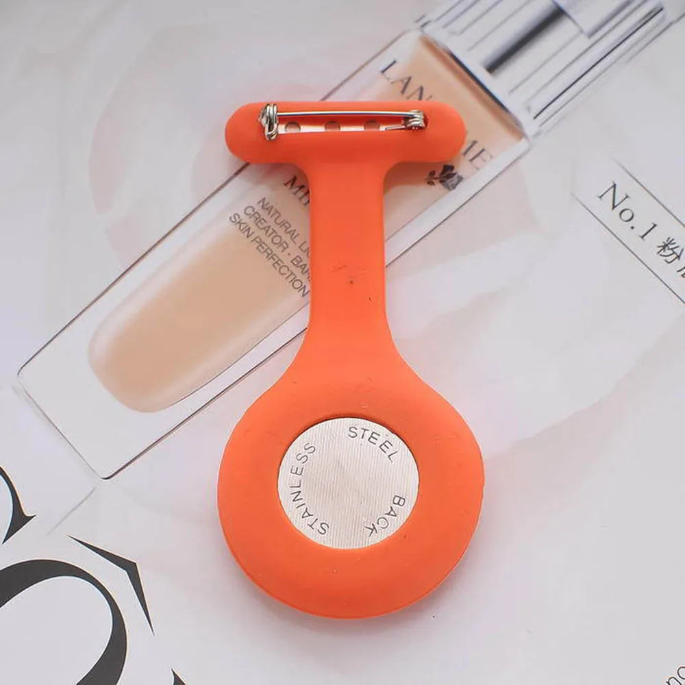 Silicone Nurse Watch Pocket Watches Mini Cute Medical Watch Lockable Pins Nurse Clip Watch Women Men Hanging Quartz Watches