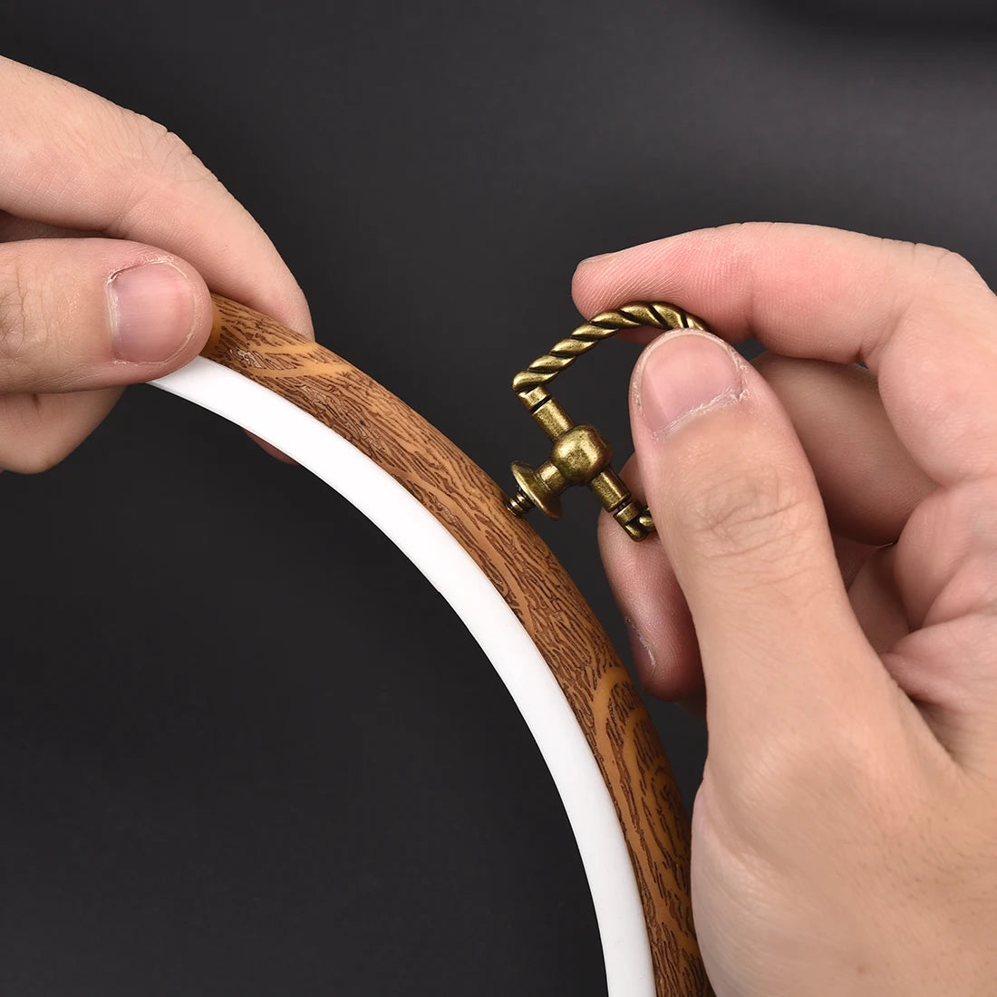 Round Wooden  Embroidery Hoop Rings For DIY Cross Stitch