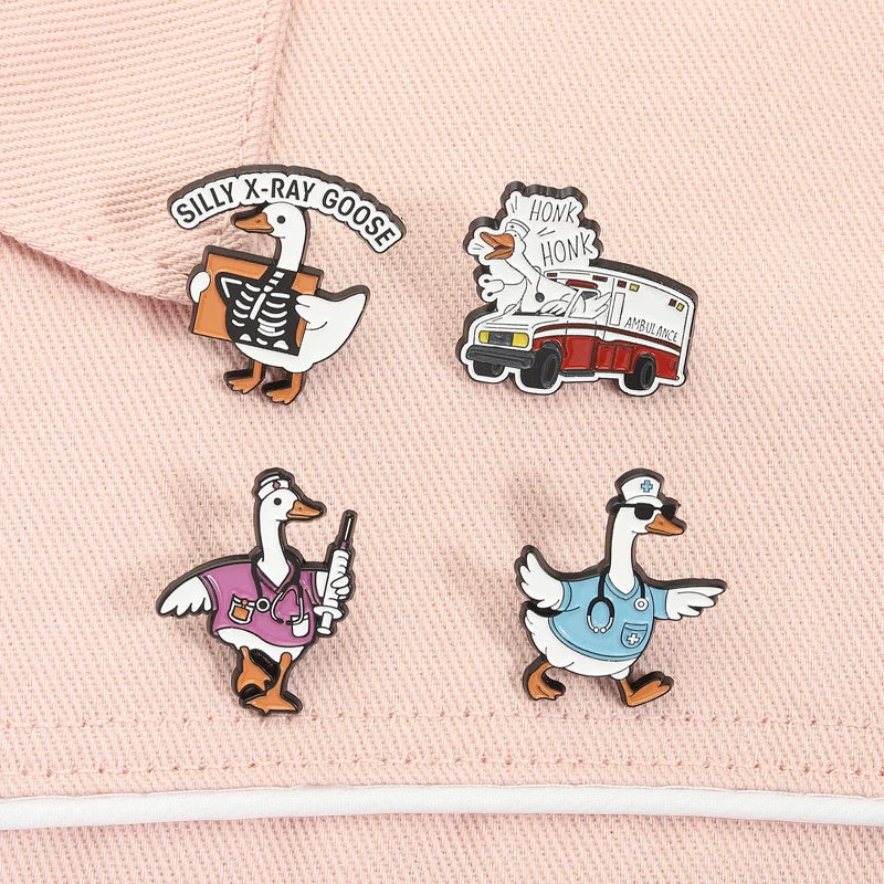 Medical Goose Brooch Enamel Pin Goose Doctor Stethoscope Syringe Silly X-Ray Goose Brooches Lapel Badge Jewelry Gift for Friends