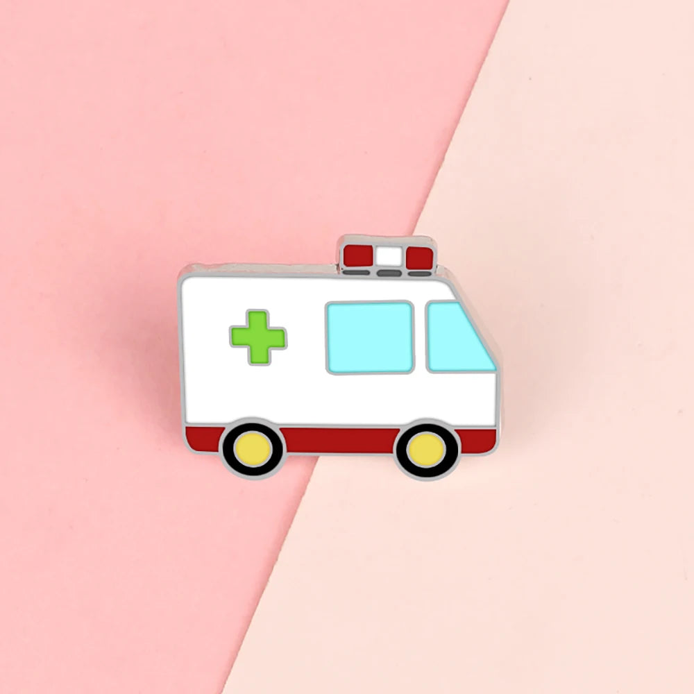 30 Styles Medical Enamel Brooch Syring Heart Stethoscope Pins for Nurse Doctor Cartoon Lovely Backpack Lapel Badge Jewelry Gifts