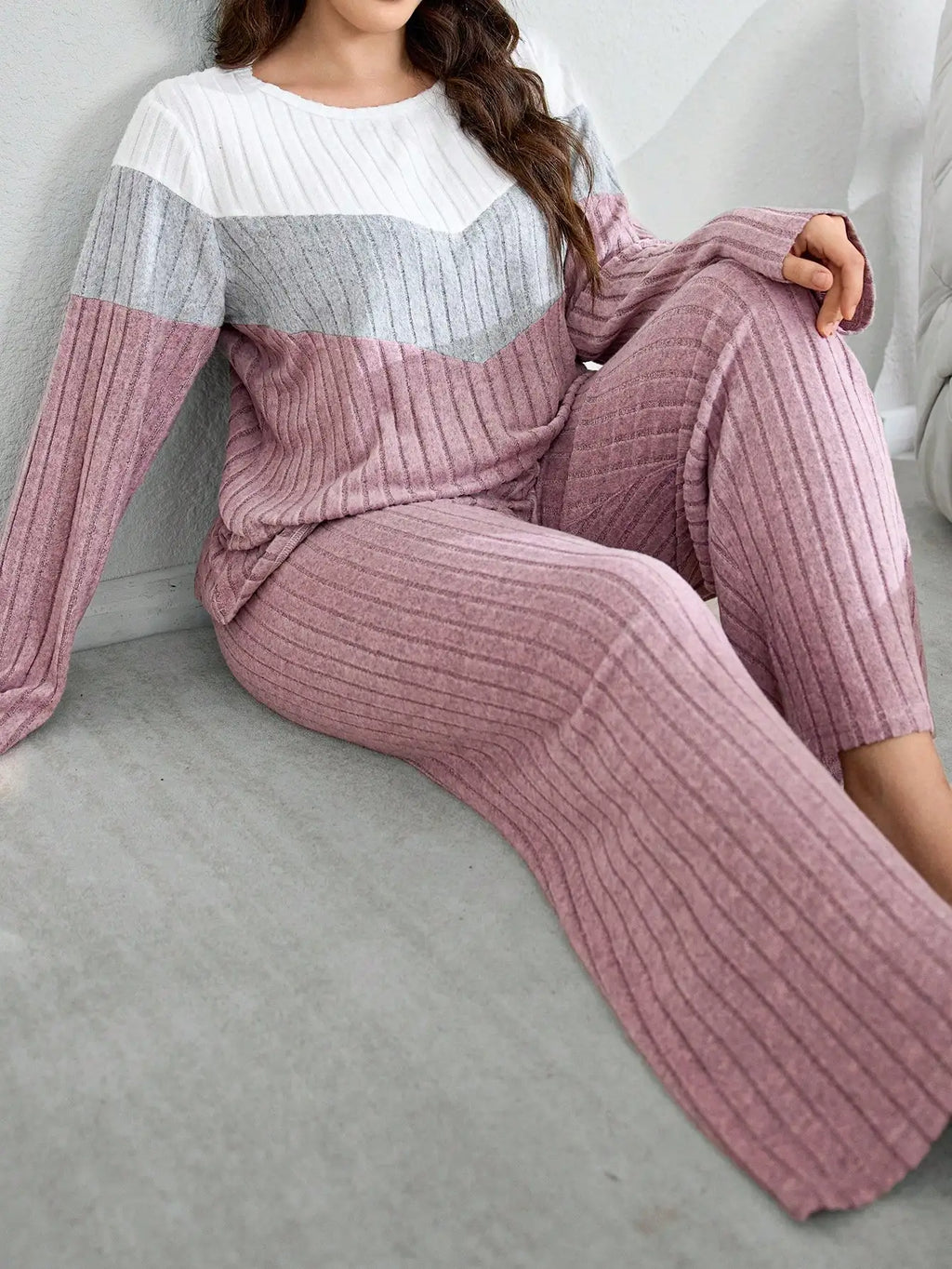 Plus Size Women's Ribbed Knit Patchwork Lounge Set - Soft Fuzzy Fabric, Loose Fit for Fall Winter