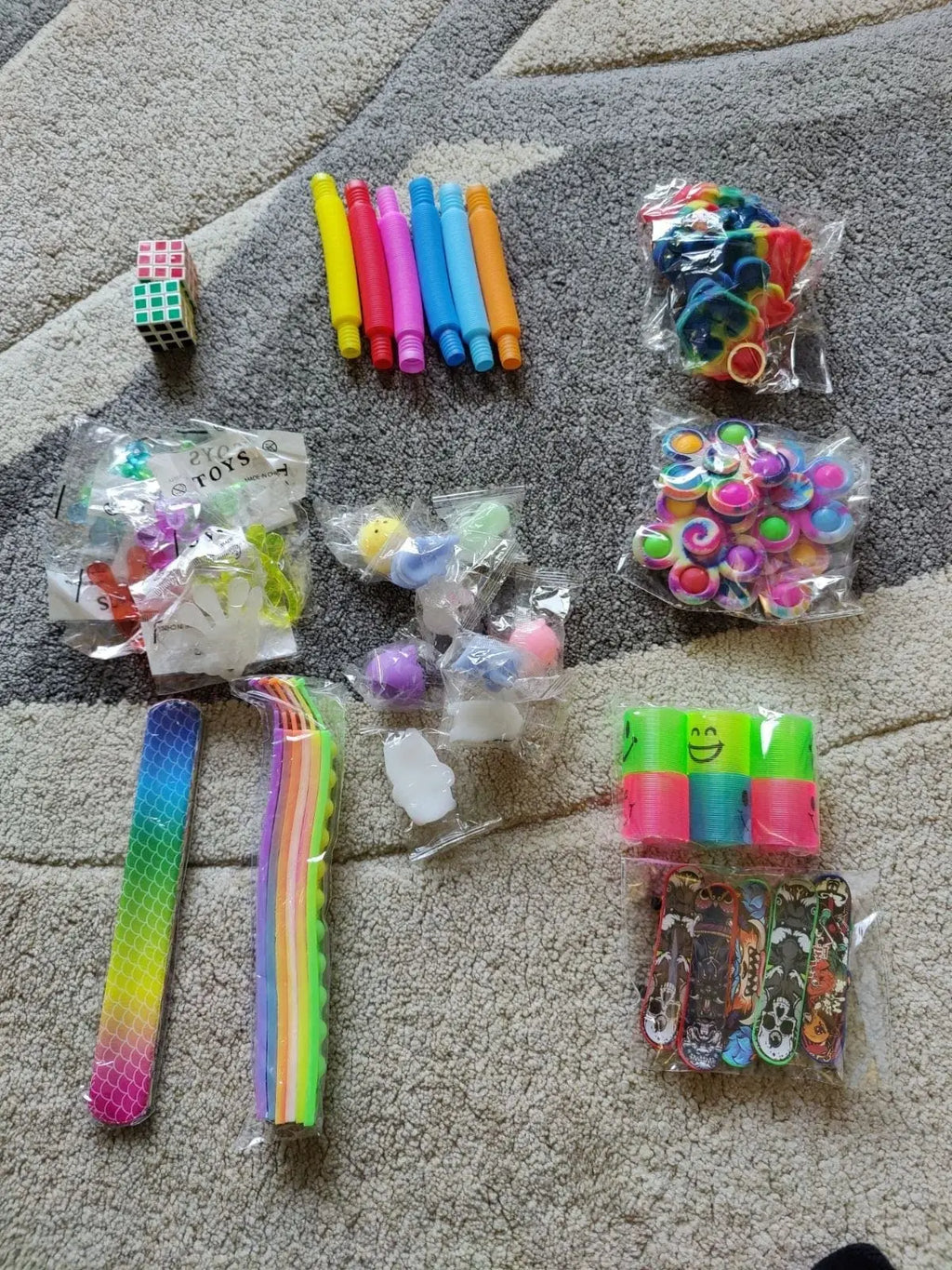 60 Pack Party Gifts Fidget Toys Adults Treasure Box Toys Classroom Prizes Stress Relief Gifts